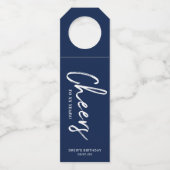 Modernes Navy & White Brush Lettering Cheering Par Flaschenanhänger (Vorderseite)