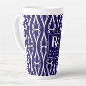 Modernes Navy White Pattern Monogramm Milchtasse (Linke Ecke)