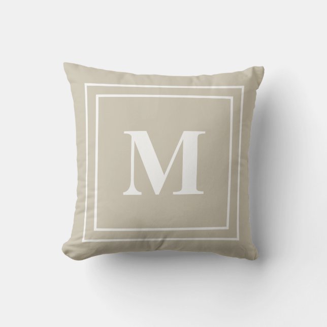 Modernes Neutrales Tan Monogramm Kissen (Vorderseite)