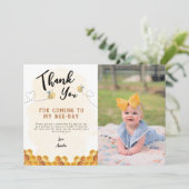 Modernes Niedlich Es ist so süß, das erste Bienent Dankeskarte (Stehend Vorderseite)