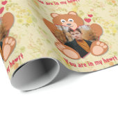 Modernes Niedliches Gelbes Teddybär Herzkranz Foto Geschenkpapier (Rolleneckpunkt)