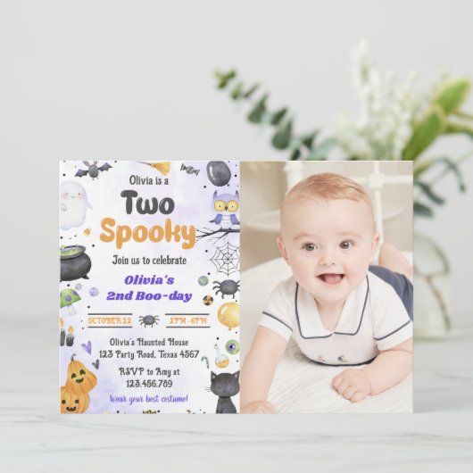 Modernes Niedliches Halloween 2. Geburtstag Einladung (Stehend Vorderseite)