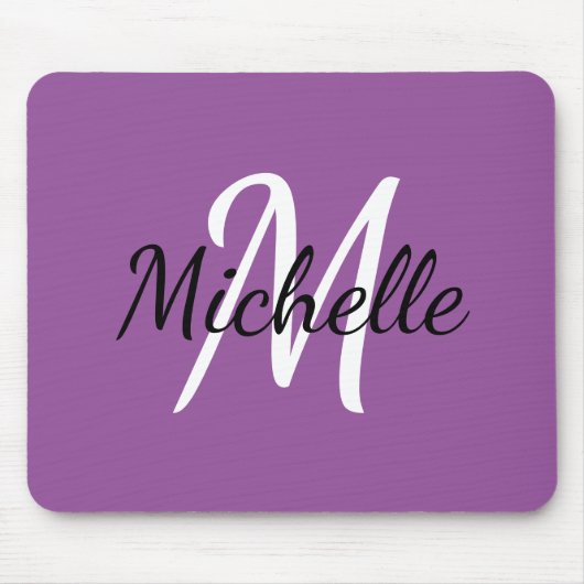 Modernes Niedliches Monogramm Initial + Name Lila  Mousepad (Vorne)