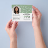 Modernes Notaren-Foto QR-Code Grün Flyer (Gruppe)