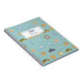 Modernes NYC Muster Green Name Spiral Notebook Notizblock (Rechte Seite)
