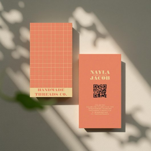 Modernes Orange Karo-Muster QR-Code Visitenkarte