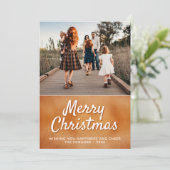 Modernes Orange Metallic Frohe Weihnachten Foto (Stehend Vorderseite)