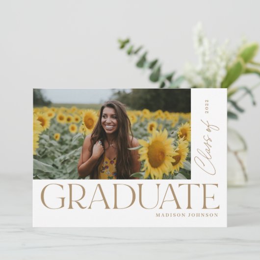 Modernes Party für Abschluss-Foto Einladung (Stehend Vorderseite)