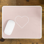 Modernes Pastel Pink & Minimalistisches Herz Mousepad<br><div class="desc">Modernes Pastel Pink & Minimalistisches Herz</div>