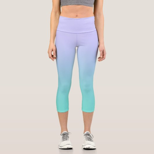 Modernes Pastell Periwinkle Licht Türkis Ombre Capri Leggings (Vorderseite)