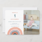Modernes Pastell Watercolor Rainbow Foto Geburtsta Einladung (Vorderseite)
