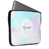 Modernes Pastellblau und Lila Aquarellmonogramm Laptopschutzhülle (Vorne Rechts)