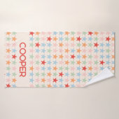 Modernes pastellfarbenes Sternmuster mit Namen Badehandtuch (Badehandtuch)