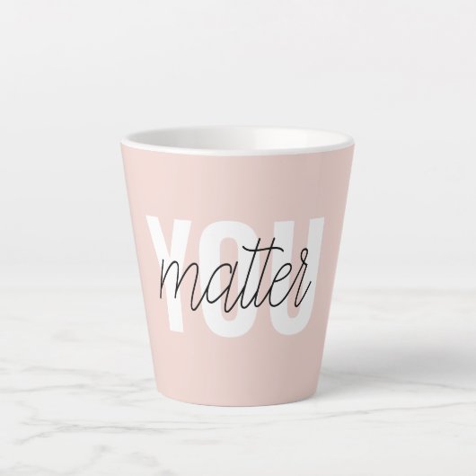 Modernes, pastellrosa Pink zählt zu den Inspiratio Milchtasse (Vorderseite)