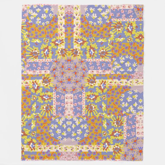 Modernes Patchwork Daisy Blume auf Periwinkle Fleecedecke (Vorderseite)