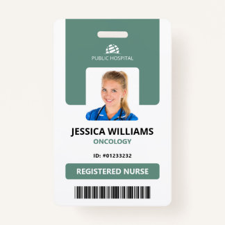 Modernes Personal im Krankenhaus mit Personalauswe Ausweis