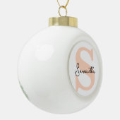 Modernes Personalisiert rosa Monogramm, elegant Keramik Kugel-Ornament (Links)