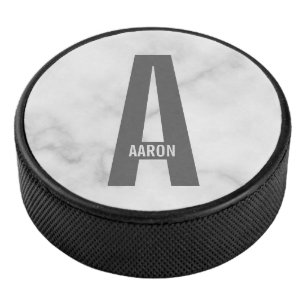 Modernes Personalisiertes Fettmonogramm und Name Eishockey Puck