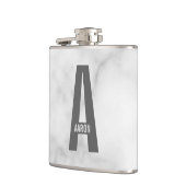 Modernes Personalisiertes Fettmonogramm und Name Flachmann (Links)