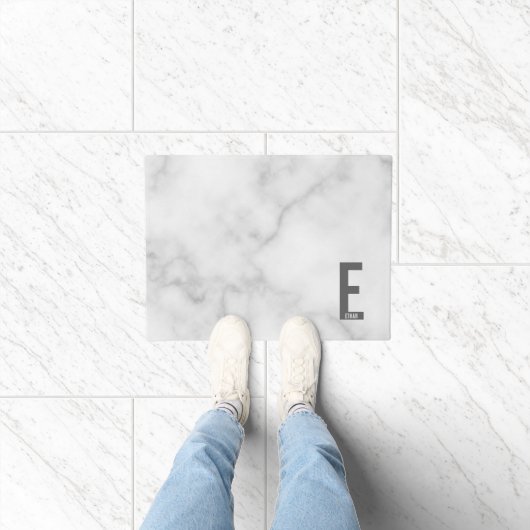 Modernes Personalisiertes Fettmonogramm und Name Fußmatte (Indoor)