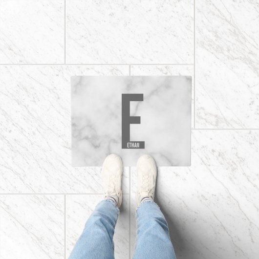 Modernes Personalisiertes Fettmonogramm und Name Fußmatte (Indoor)