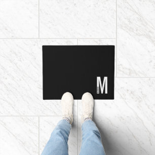 Modernes Personalisiertes Fettmonogramm und Name Fußmatte