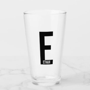 Modernes Personalisiertes Fettmonogramm und Name Glas