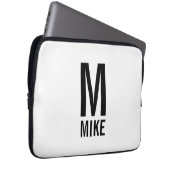 Modernes Personalisiertes Fettmonogramm und Name Laptopschutzhülle (Vorne Rechts)
