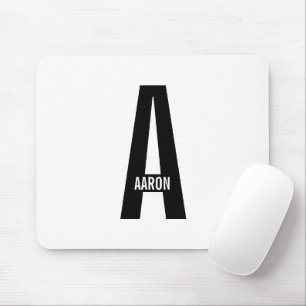 Modernes Personalisiertes Fettmonogramm und Name Mousepad