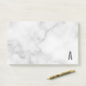 Modernes Personalisiertes Fettmonogramm und Name Post-it Klebezettel (Auf Schreibtisch)