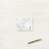 Modernes Personalisiertes Fettmonogramm und Name Post-it Klebezettel (Auf Schreibtisch)