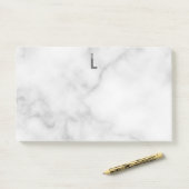 Modernes Personalisiertes Fettmonogramm und Name Post-it Klebezettel (Auf Schreibtisch)