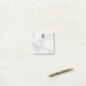 Modernes Personalisiertes Fettmonogramm und Name Post-it Klebezettel (Auf Schreibtisch)