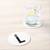 Modernes Personalisiertes Fettmonogramm und Name Runder Pappuntersetzer (Vor Ort)