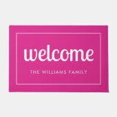 Modernes Personalisiertes Hot Roink und Weiß Fußmatte (Vorderseite)