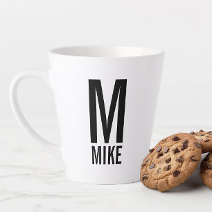 Modernes Personalisiertes Monogramm und Name Milchtasse