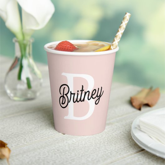 Modernes Personalisiertes Monogramm und Name Paste Pappbecher (In Situ)