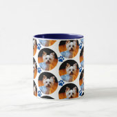 Modernes Pet Foto Blue Paw Print Pattern Tasse (Zentrum)
