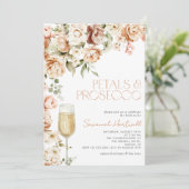 Modernes Petals & Prosecco Brautparty Einladung (Stehend Vorderseite)