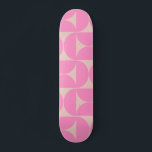 Modernes Pfirsich- und Pink-Preppy-Muster aus dem  Skateboard<br><div class="desc">Retro Mitte des Jahrhunderts moderne Muster - abstrakte geometrische Formen - minimalistische Muster in pfirsich / beige und pink.</div>