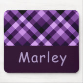 Modernes Pflaumenmuster mit Lila Karierter Monogra Mousepad (Vorne)