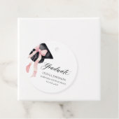 Modernes Pink Bow Coquette Graduate Cap Graduate Geschenkanhänger (Beispiel)