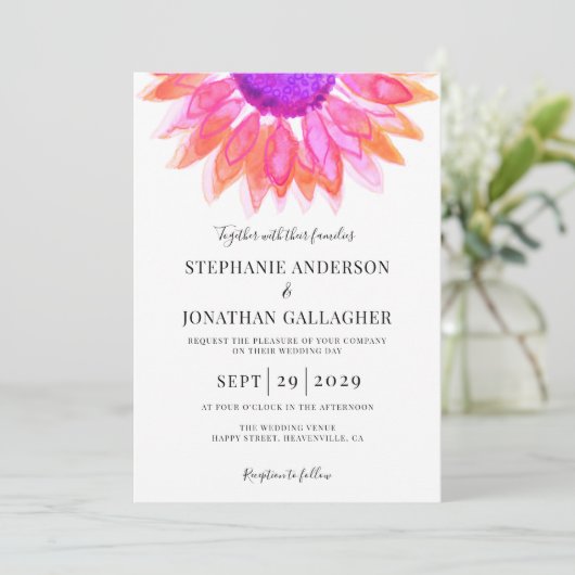 Modernes Pink Floral QR Code Hochzeit Einladung (Stehend Vorderseite)