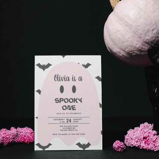 Modernes Pink Ghost Halloween 1. Geburtstag Einladung