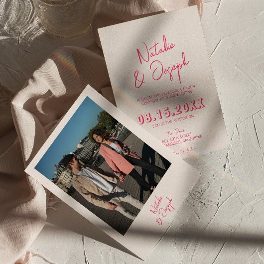 Modernes pinkfarbenes, weißes Retro-Foto Einladung