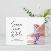 Modernes Pinselskript 2 Foto Hochzeit Save The Date (Stehend Vorderseite)