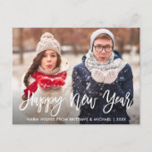 Modernes Pinselskript-Foto-Happy New Year Postkarte (Vorderseite)