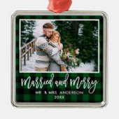 Modernes Pinselskript Grün Kariert Verheiratet und Ornament Aus Metall (Vorne)