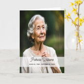 Modernes Programm zur Beerdigung von Wildblumen in (Gelbe Blume)