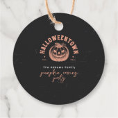 Modernes Pumpkin Black Orange Halloween-Party Geschenkanhänger (Rückseite)